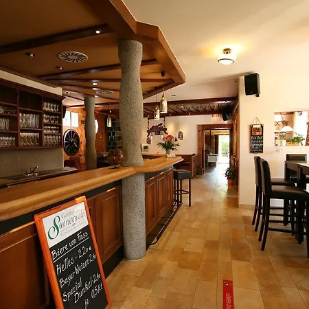Gasthof Zum Sonnenwald 招待所 Schöfweg
